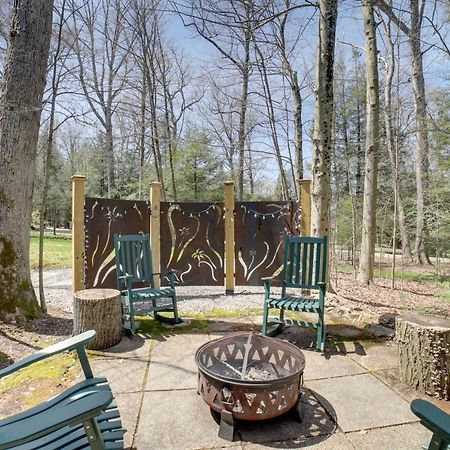 Pet-Friendly Pennsylvania Vacation Rental With Pool! Laughlintown Dış mekan fotoğraf